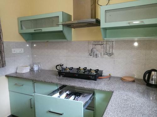 Hostal Stayin 2 Bedroom Independent House
