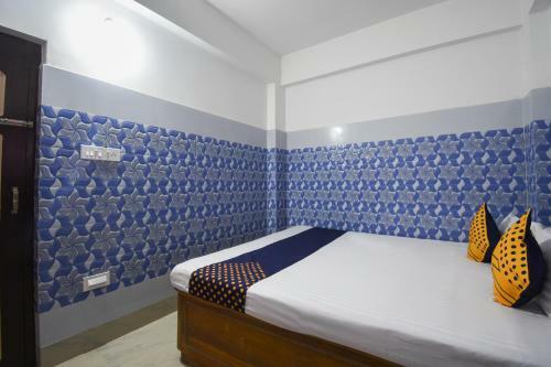 Vaccinated Staff - Oyo 1161 Hotel Golden Residency
