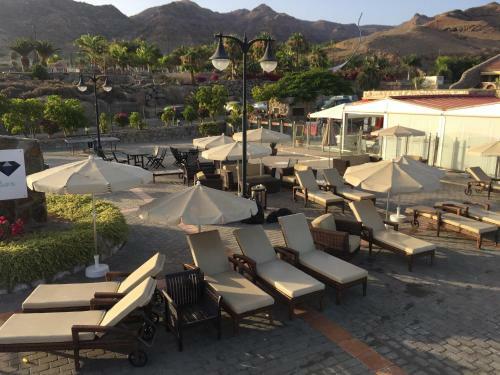 Villa M&f Golf Views. Walk To Beach