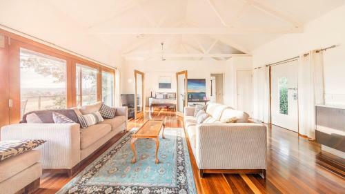 Bed & Breakfast Outlook Hill Vineyard Cottages & Suites