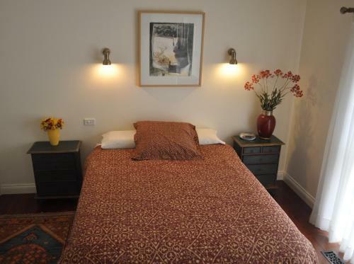 Captain's Cottage Bed & Breakfast