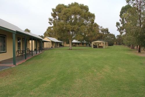 Murray River Resort