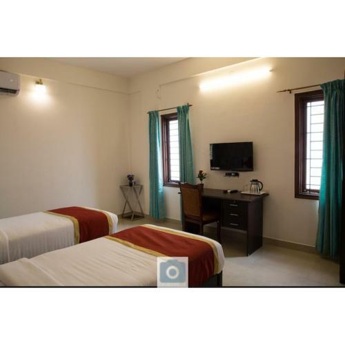 Hotel Stay For Uptu 2 Pax @ Kalyan Nagar
