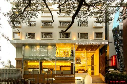 Hotel Palladium Suites