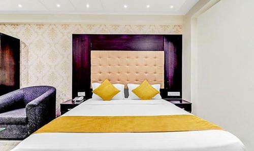 Fabhotel Emora Suites