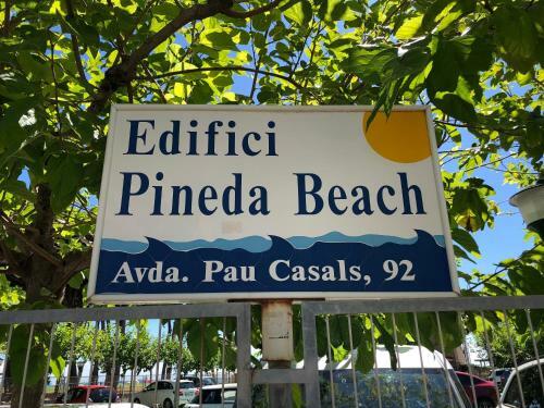 Apartamento Pineda Beach 1a L�nea de Mar & Parking