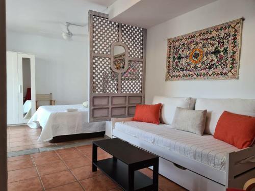 Apartamento Las Negras Centro. Al Lado Del Mar. Con Dos Terrazas