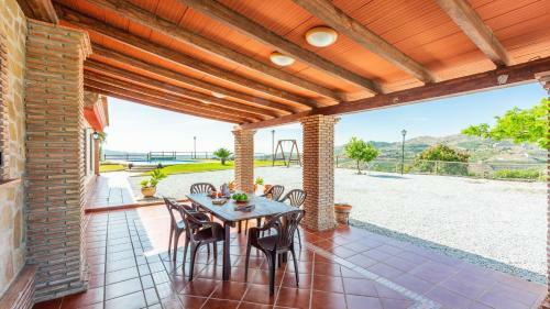 Villa Casa Laura Benamocarra By Ruralidays