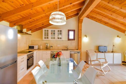 Precioso Apartamento Reformado En Liencres