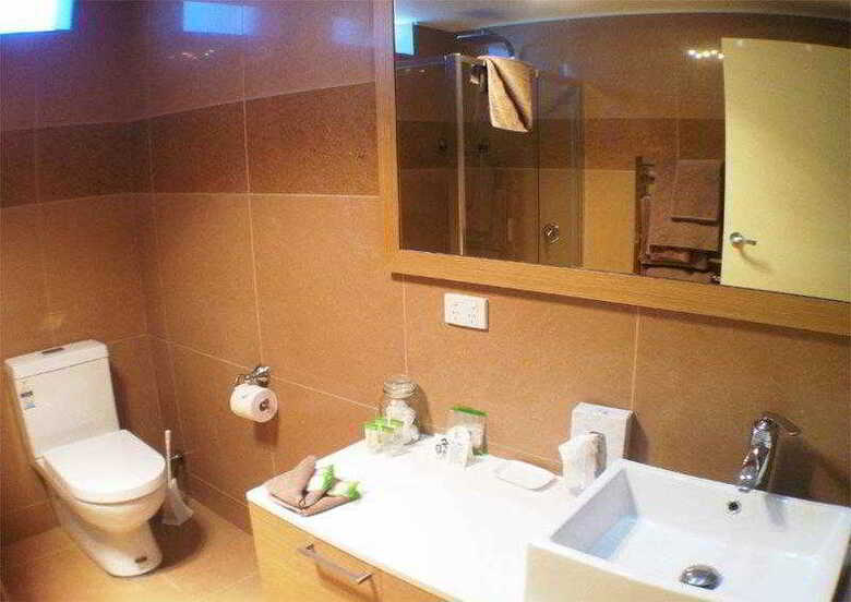 Best Western New Crossing Place Motel