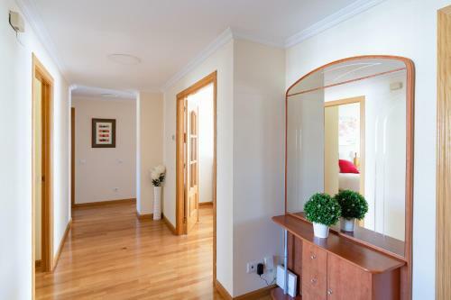 Apartamento Housingle�n - Parque de Las Artes Con Garaje