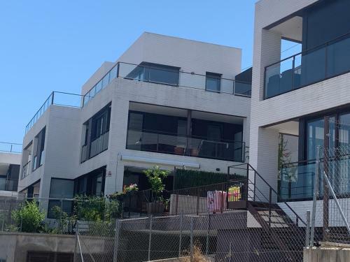 Llan�� Apartament Platja Cau Del Llop