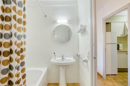 Apart En Paseo Mar�timo 1-3