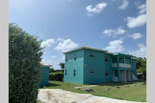 Neem View Apartment #8