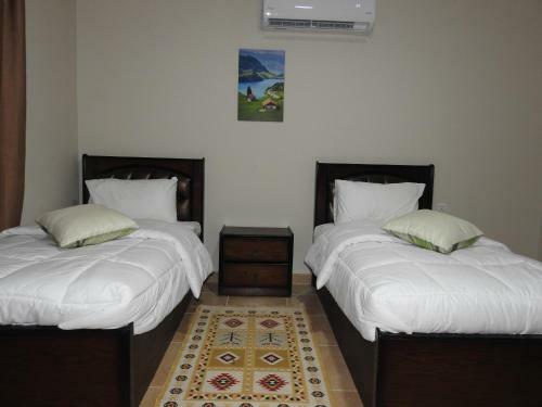Amro Petra Apartment