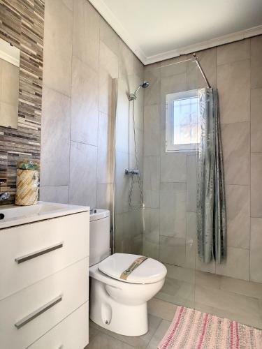 Bungalow With Private Pool - 5809