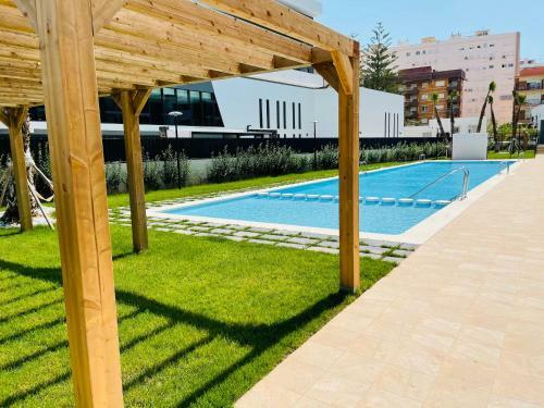Apartamento Nuevo Junto Al Mar Con Plaza de Garaje!!