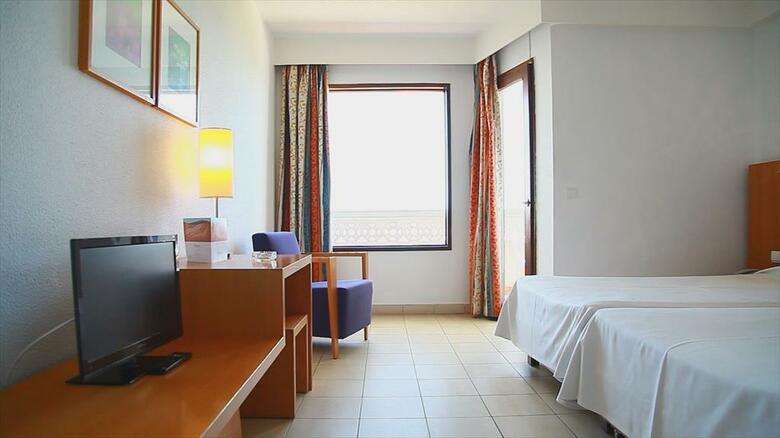 Hotel Alfamar Beach & Sport Resort