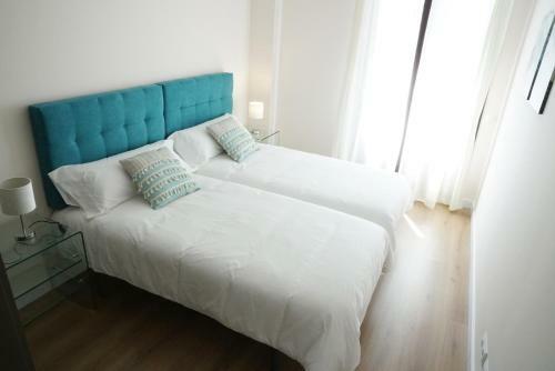 Apartamentos Reloj De Berger�n