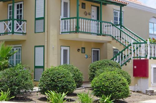 Apartamento Oceanfront Condo With Pool,breathtaking View, Wifi