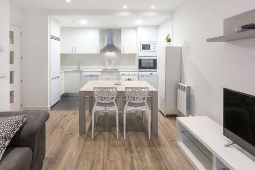 Apartamento 1� B � Apartamentos La Catedral