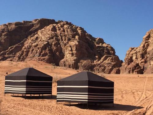 Desert Mars Camp & Tours