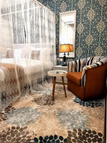 ???? ????? Azard Hotel