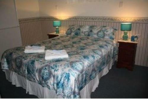 Hostal Jacaranda Guest House