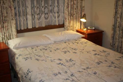 Lone Pine Motel