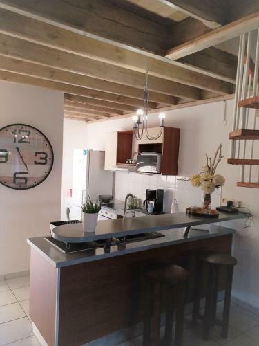 Apartamento Appartement Ibis de Standing Avec Piscine
