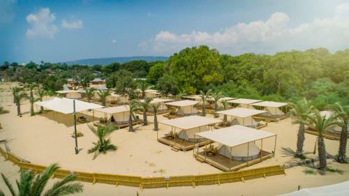 Achziv Glamping - Luxury Camping On Achziv Beach