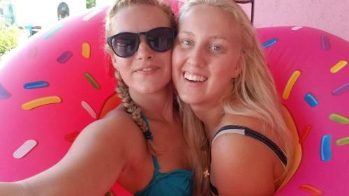 Bahamas Pink N White Castel Beach Getaway