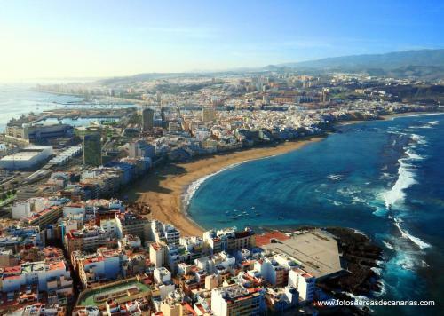 Apartamento Deluxe Beach Flat W Garage By Canary365