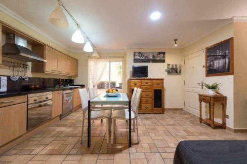 Mcd Apartamento de Dos Habitaciones Pr�ximo A La Playa