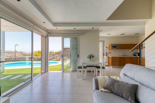 Villa Arcoiris - Renovated&private Pool