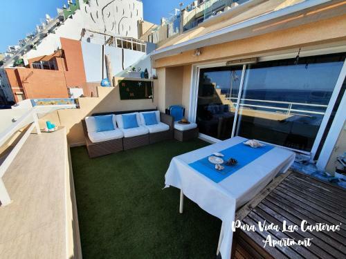 Pura Vida Las Canteras Apartment