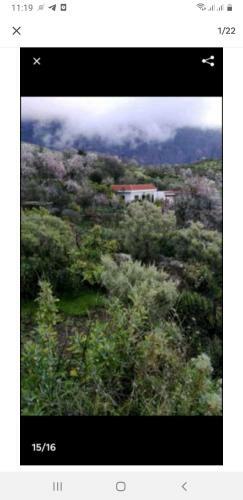 Cottage Near The Mountains Away From Crowd