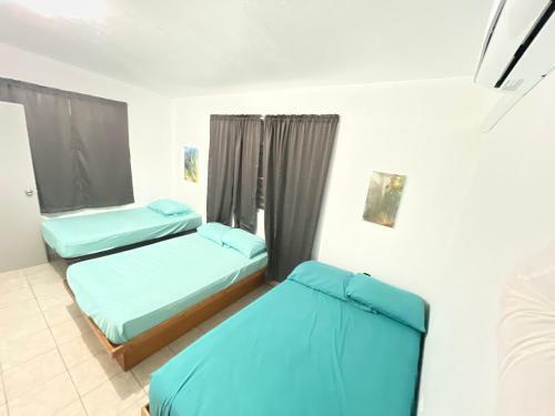 Shacks Beach Isabela Pr - Entire House Or Private Rooms
