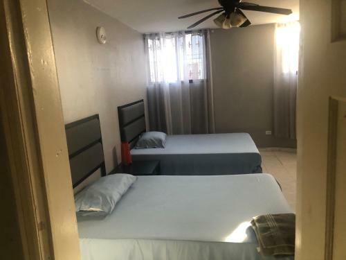Hostal Skye Bar & Lounge