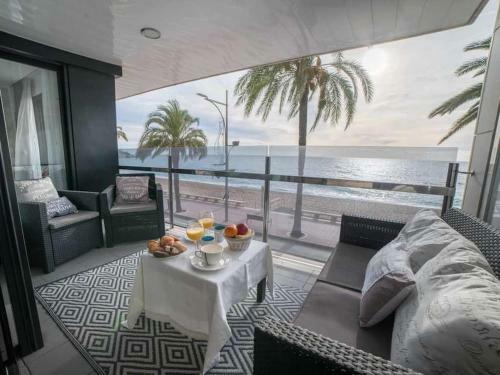 Lujoso Apartamento A 1a L�nea Del Mar