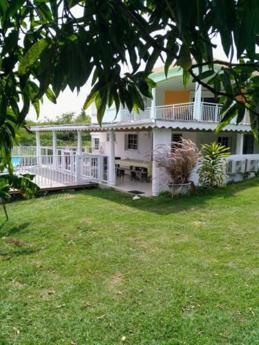 Villa Orchid�a