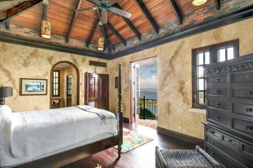 Villa A+ Location-breathtaking View-1st Time Avail