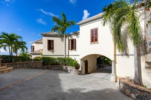 Villa A+ Location-breathtaking View-1st Time Avail