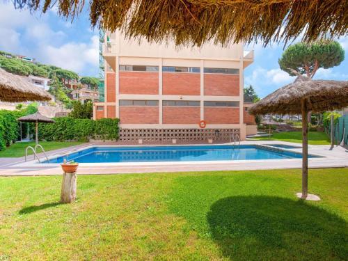 Nice Apartment In Catalu�a On The Mediterranean