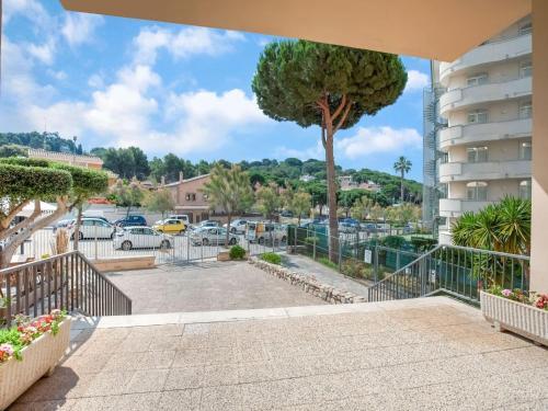 Nice Apartment In Catalu�a On The Mediterranean