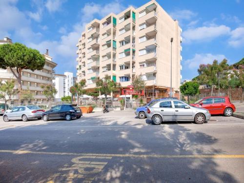 Nice Apartment In Catalu�a On The Mediterranean
