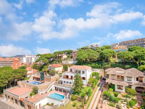Nice Apartment In Catalu�a On The Mediterranean