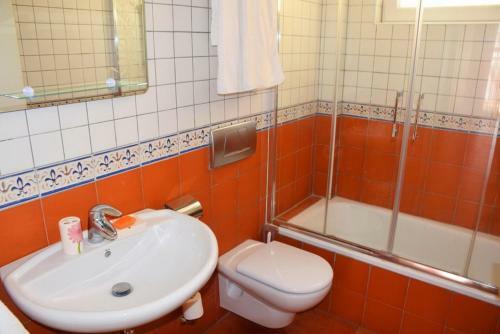 Luxurious Townhouse In Los Cristianos