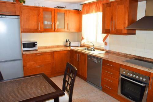 Luxurious Townhouse In Los Cristianos