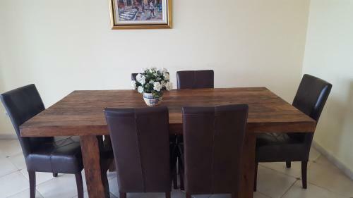 Luxurious Townhouse In Los Cristianos